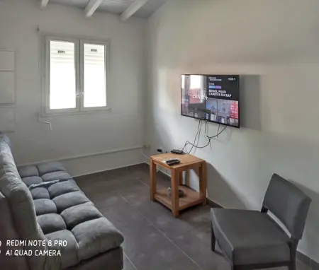 Appartement charmant à Sainte-Rose avec terrasse et jardin – 65 m² - Photo 3