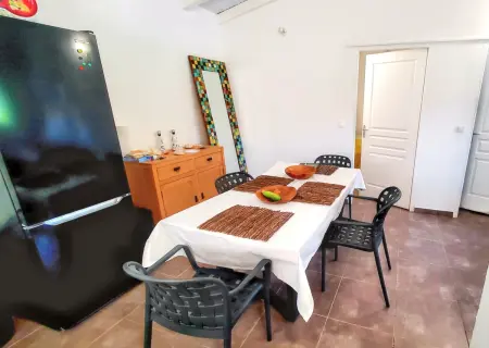 Appartement charmant à Sainte-Rose avec terrasse et jardin – 65 m² - Photo 11