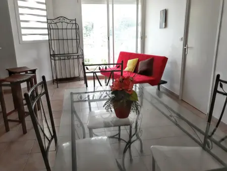 Appartement lumineux aux Abymes, 56 m², terrasse et parking - Photo 5