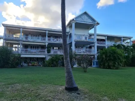 Studio charmant à Saint-François, 42 m² avec piscine partagée. - Photo 2
