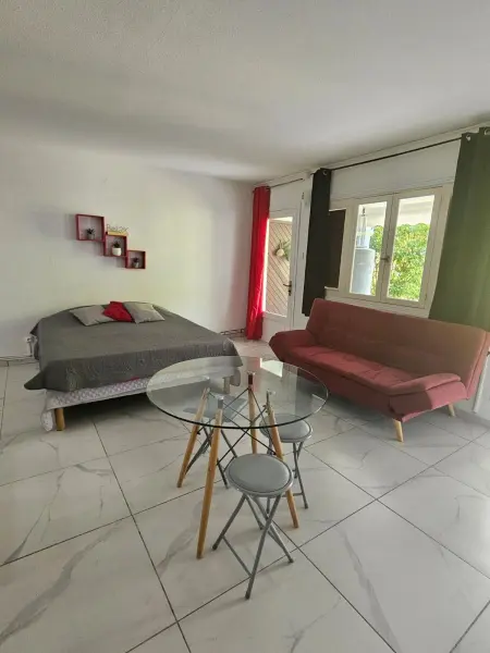 Studio charmant à Saint-François, 42 m² avec piscine partagée. - Photo 10