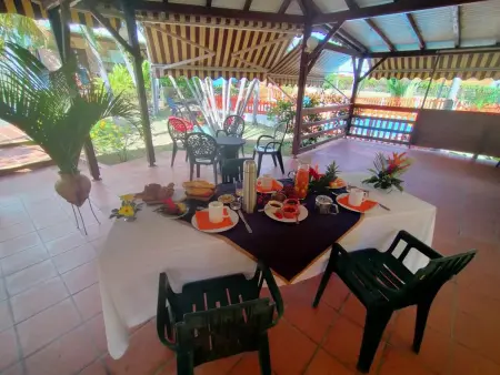 Bungalow charmant à Sainte-Rose, piscine partagée - Photo 10