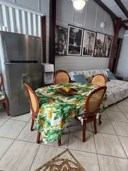 Maison charmante à Fort-de-France avec équipements modernes - Photo 42