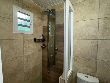 Maison charmante à Fort-de-France avec équipements modernes - Photo 84