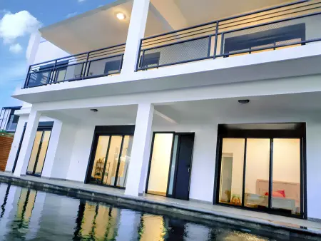 Villa familiale à La Possession avec piscine privée - Photo 1