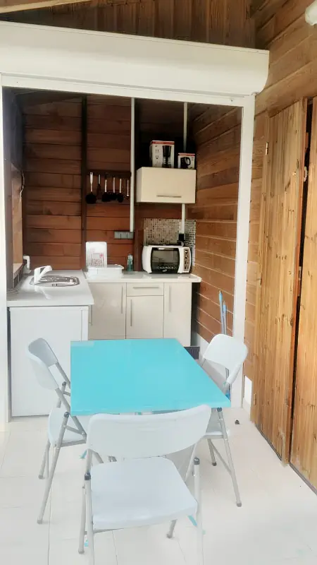 Bungalow charmant à Château Gaillard avec piscine partagée - Photo 2