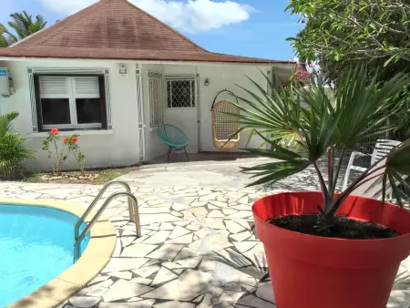 Maison accueillante à Saint-François avec piscine privée. - Photo 5