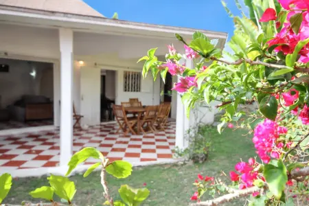 Maison accueillante à Saint-François avec piscine privée. - Photo 9