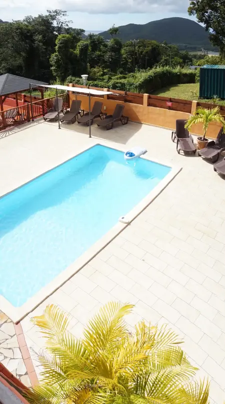Appartement charmant à Deshaies avec piscine partagée, 46 m². - Photo 1