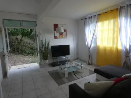 Appartement moderne à Fort-de-France 70 m² - Jardin privé - Photo 23