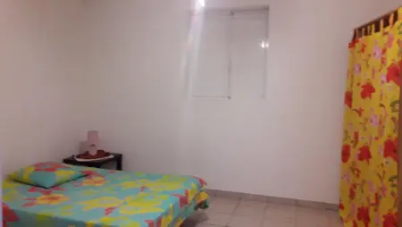 Appartement spacieux aux Abymes avec vue sur la montagne - Photo 4