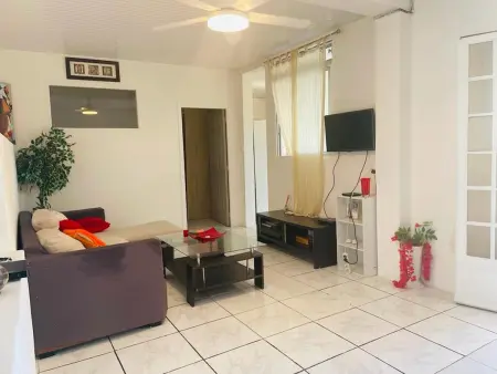 Appartement charmant à Rivière-Pilote avec piscine privée - Photo 6