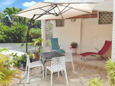 Appartement cosy à Sainte Rose / 50 m² / Piscine partagée - Photo 2