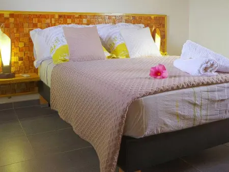 Appartement spacieux à Lamentin + piscine et jacuzzi. - Photo 11
