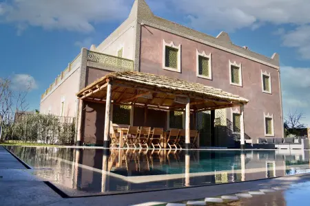 Villa spacieuse avec piscine à Marrakech 448 m² vue montagne - Photo 1