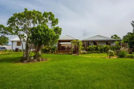 Maison cosy avec jardin à Anse-Bertrand, Maison 2 personnes à Anse Bertrand - Photo 10