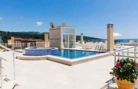 Appartement moderne avec vue sur la mer à Dobra Voda, 95 m², Piscine - Photo 2
