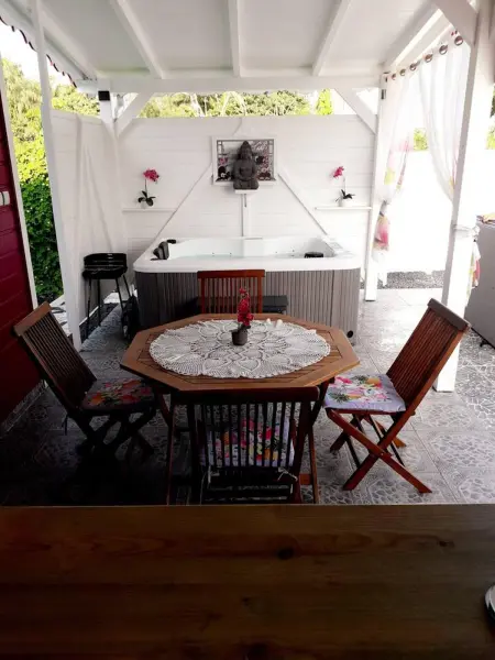 Villa pittoresque à Saint-François avec piscine et jacuzzi - Photo 5