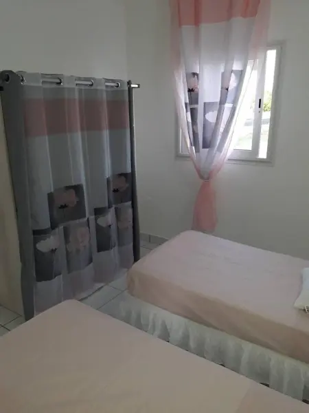 Villa pittoresque à Saint-François avec piscine et jacuzzi - Photo 16