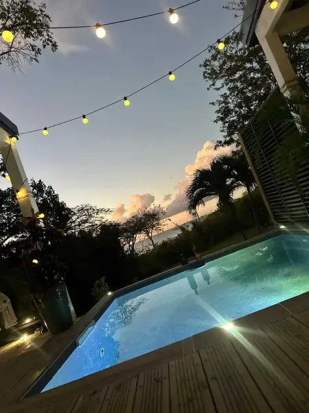 Bungalow romantique à Deshaies + piscine, Bungalow 6 personnes à Deshaies - Photo 3