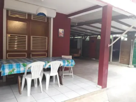 Appartement moderne à Le Lamentin avec jardin clos, 110 m² - Photo 1