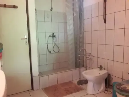 Appartement moderne à Le Lamentin avec jardin clos, 110 m² - Photo 13