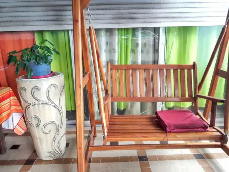 Appartement duplex à Fort-de-France avec vue sur la mer - 40 m² - Photo 4