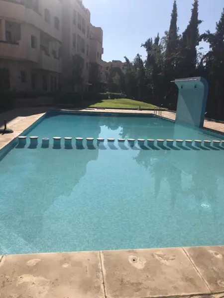 Appartement agréable à Marrakech avec piscine partagée - Photo 2