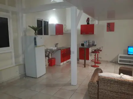 Appartement spacieux avec piscine au Gosier - 90 m² - Jacuzzi - Photo 2