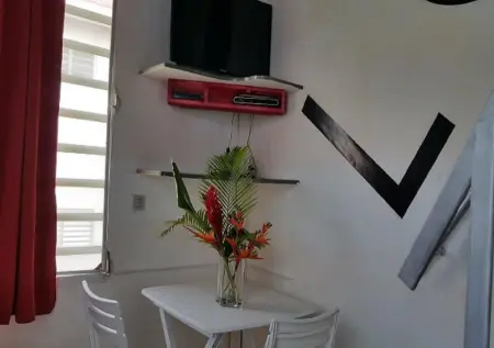 Appartement confortable à Lamentin 30 m² avec vue montagne - Photo 1