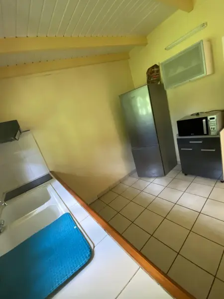 Appartement lumineux à Pointe-Noire avec piscine partagée - Photo 3