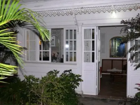 Maison chaleureuse à Saint-Gilles les Bains, proche plage - Photo 5
