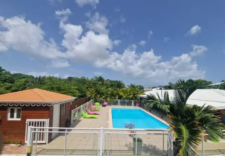 Maison charmante à Le Moule avec piscine partagée - Photo 31
