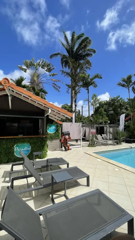 Maison charmante avec piscine et spa à Fort-de-France - Photo 13