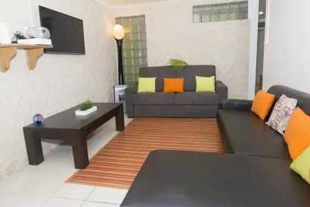 Appartement moderne à Fort-de-France, terrasse équipée, 50 m². - Photo 1