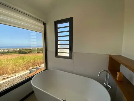 Villa spacieuse avec piscine à Saint-Pierre, Villa 6 personnes à Ravine des Cabris, Saint Pierre - Photo 4