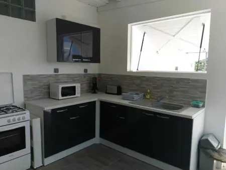 Studio charmant avec vue sur la mer - 45 m² - Le Robert - Photo 7