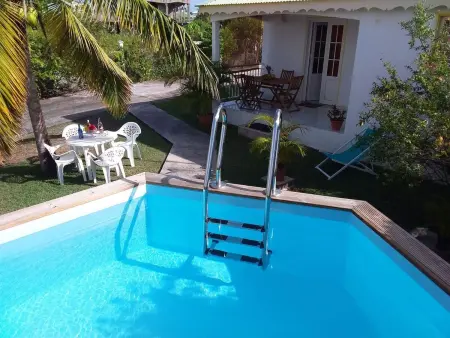 Maison chaleureuse à Le Moule avec piscine partagée - Photo 12