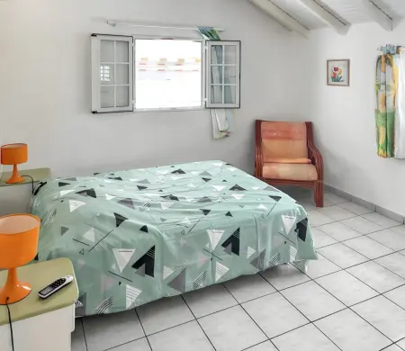 Appartement convivial au Moule avec jardin clôturé - Photo 4