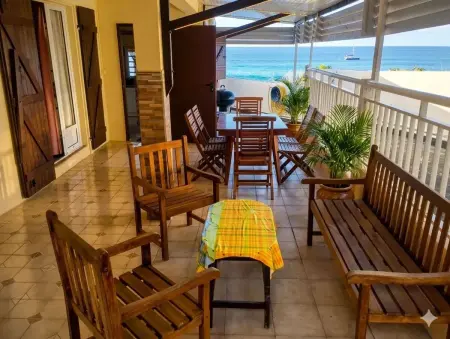 Maison accueillant jusqu'à 7 personnes à Basse-Terre - Photo 4