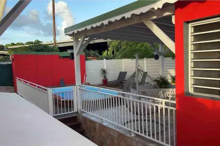 Appartement charmant à Les Abymes avec piscine privée, 60m² - Photo 7