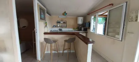 Maison charmante à Petit-Bourg - 50 m² avec vue sur jardin - Photo 3