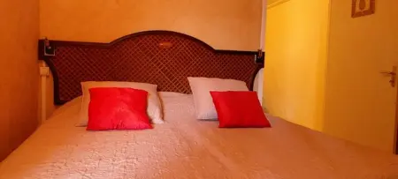 Maison charmante à Petit-Bourg - 50 m² avec vue sur jardin - Photo 5
