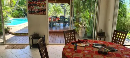 Villa élégante avec piscine à Saint-Paul, Réunion, vue sur mer - Photo 7