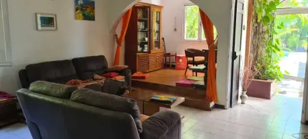 Villa élégante avec piscine à Saint-Paul, Réunion, vue sur mer - Photo 8