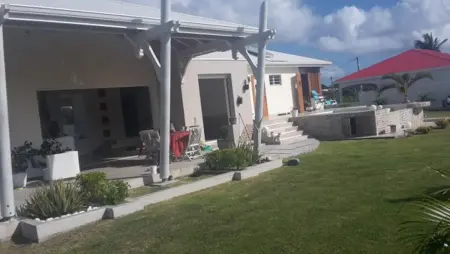 Maison charmante au Moule avec jacuzzi, Maison 4 personnes à Le Moule - Photo 10