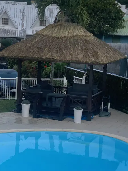 Appartement charmant à Saint-Joseph, 50 m², vue sur mer, piscine - Photo 7