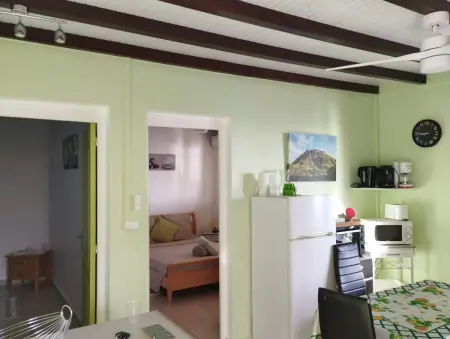 Appartement confortable avec vue sur mer à Bouillante, 50 m² - Photo 4