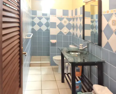 Appartement confortable à Deshaies avec vue sur la mer - 55 m² - Photo 4
