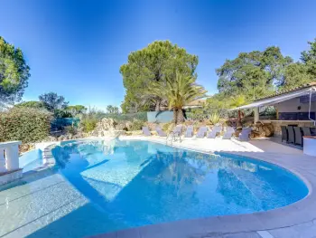 Villa in Roquebrune sur Argens,Chopin FR8542.350.1 N°567360